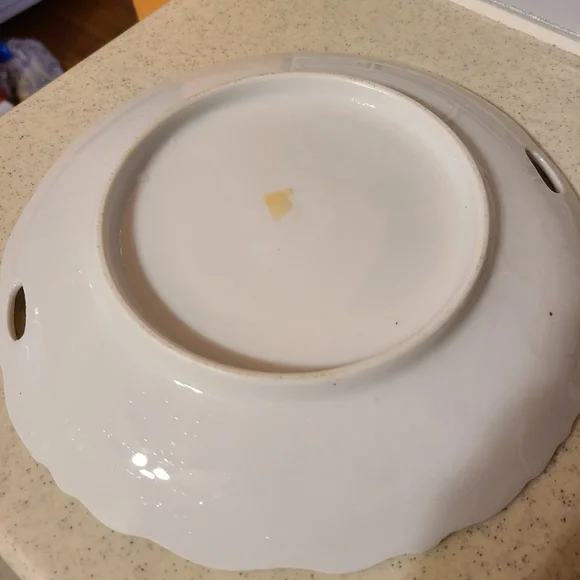 DECORATIVE PLATE FLORAL DESIGN please note plate stand not included - Picture 9 of 10